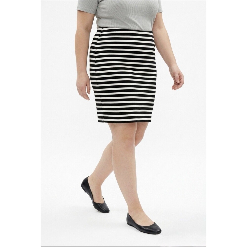 Merona Women's Size 16 Black White Striped Knee Pencil Skirt Stretch Preppy